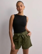 JDY - Grön - Jdysay Mw Linen Shorts Wvn Noos