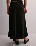 OBJECT - Svart - Objfeodora Midi Skirt Div