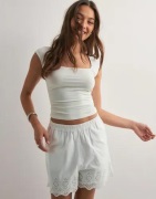 Only - Vit - Onllou Life Emb Loose Shorts Wvn