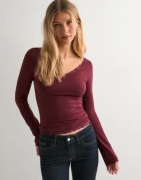 Nelly - Röd - Lace Detail V Neck Top