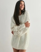 Nelly - Vit - Oversized Cable Knit Sweater