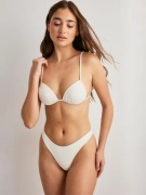 Nelly - Vit - Cheeky Bikini Panty