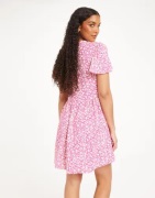 JDY - Blommig - Jdystarr Life S/S V-Neck Dress Wvn