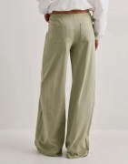 Nelly - Grön - Perfect Basic Low Waist Pants