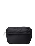 Venice Matte Twill Bum Bag Väska Black HVISK