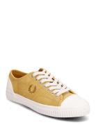 Hughes Low Textured Suede Låga Sneakers Fred Perry