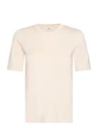 Chambers Designers T-shirts & Tops Short-sleeved Cream Stylein