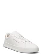 Th Court Leather Grain Ess Låga Sneakers White Tommy Hilfiger