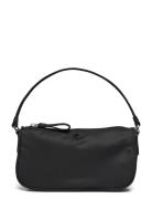 Lauren Ralph Lauren Medium Nylon Top-Handle Pouch Svart