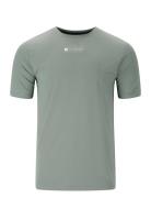 Virtus Roger M Hyperstretch S/S Tee Grön