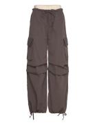 Monki Loose Nylon Cargo Trousers Brun